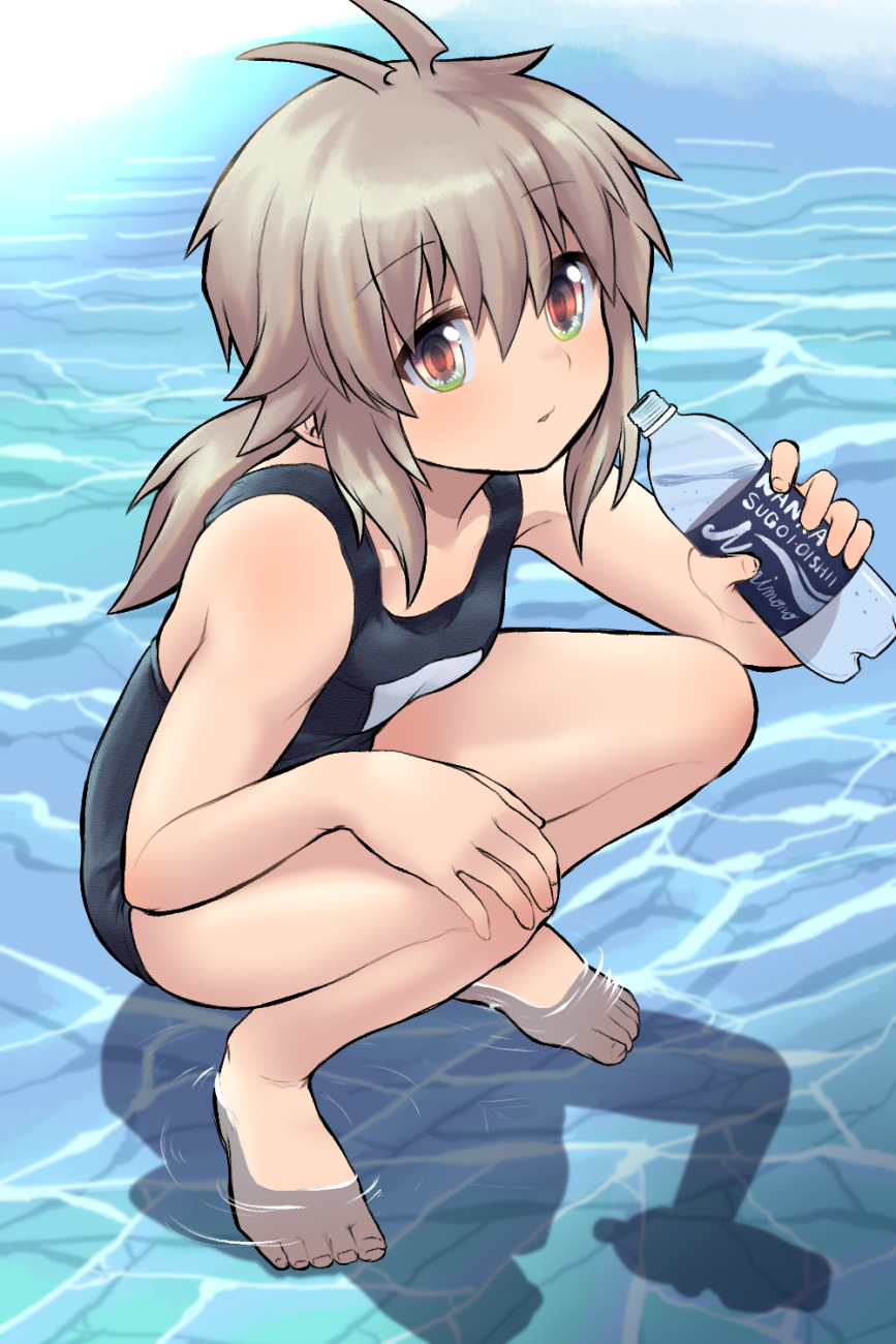 1girl antenna_hair bangs bare_arms bare_legs bare_shoulders barefoot black_swimsuit bottle breasts brown_hair commentary_request eyebrows_visible_through_hair hair_between_eyes highres holding holding_bottle koshirae_tsurugi long_hair low_ponytail m.m one-piece_swimsuit original parted_lips ponytail red_eyes shallow_water small_breasts solo squatting swimsuit water water_bottle