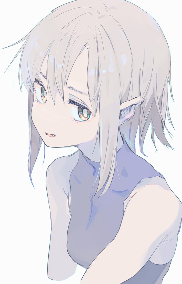 1girl bare_shoulders brown_hair collarbone covered_collarbone eyelashes fang green_eyes grey_background hair_between_eyes light_brown_hair multicolored_eyes open_mouth original pointy_ears sansaro_rii short_hair signature simple_background smile solo tongue upper_body yellow_eyes