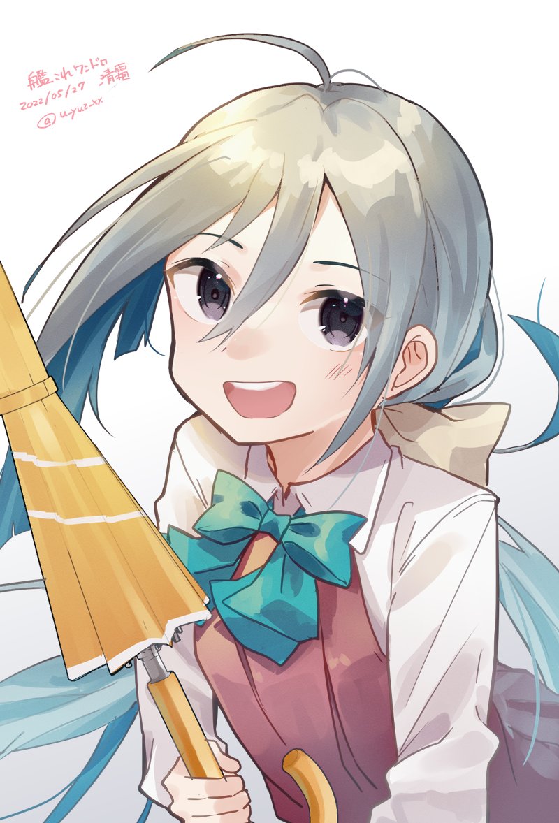 1girl ahoge aqua_bow aqua_bowtie bow bowtie commentary_request dress grey_eyes grey_hair hair_between_eyes hair_bun halterneck kantai_collection kiyoshimo_(kancolle) long_hair looking_at_viewer low_twintails open_mouth pleated_dress round_teeth school_uniform shirt simple_background smile solo teeth twintails u_yuz_xx umbrella upper_body upper_teeth white_background white_shirt