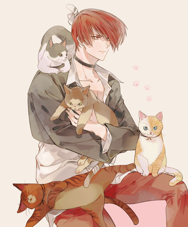1boy animal bangs black_choker black_vest cat choker closed_mouth grey_background holding holding_animal korean_commentary long_sleeves male_focus nagsnags2 pants pectoral_cleavage pectorals red_eyes red_pants redhead shirt short_hair simple_background the_king_of_fighters vest white_shirt yagami_iori
