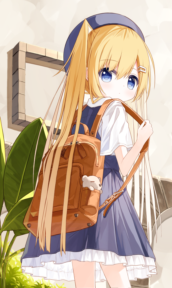 1girl backpack bag bangs beret blonde_hair blue_dress blue_eyes blue_headwear blush closed_mouth collared_shirt dress eyebrows_visible_through_hair flower_girl_(yuuhagi_(amaretto-no-natsu)) frilled_dress frills from_behind hair_between_eyes hair_ornament hairclip hat long_hair looking_at_viewer looking_back original shirt short_sleeves sleeveless sleeveless_dress solo standing stuffed_animal stuffed_toy teddy_bear very_long_hair white_shirt yuuhagi_(amaretto-no-natsu)