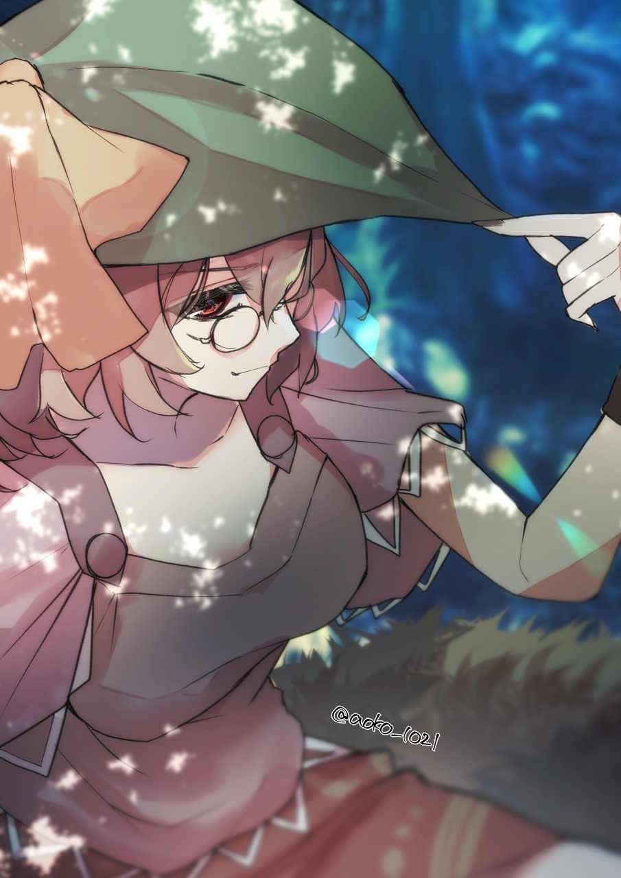1girl aoko_(myut7287) blurry blurry_background breasts brown_hair brown_shirt closed_mouth commentary_request depth_of_field futatsuiwa_mamizou green_headwear hair_between_eyes highres leaf leaf_on_head medium_breasts pince-nez profile raccoon_tail red_eyes red_skirt shirt short_sleeves sitting skirt smile solo tail touhou twitter_username