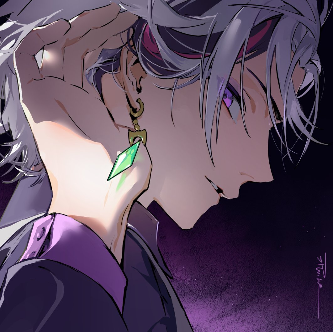 1boy earrings formal from_side fuwa_minato gradient gradient_background grey_hair host jacket jewelry looking_back multicolored_hair nijisanji pink_hair purple_background purple_hair purple_jacket purple_shirt ruint shirt signature solo streaked_hair suit violet_eyes virtual_youtuber