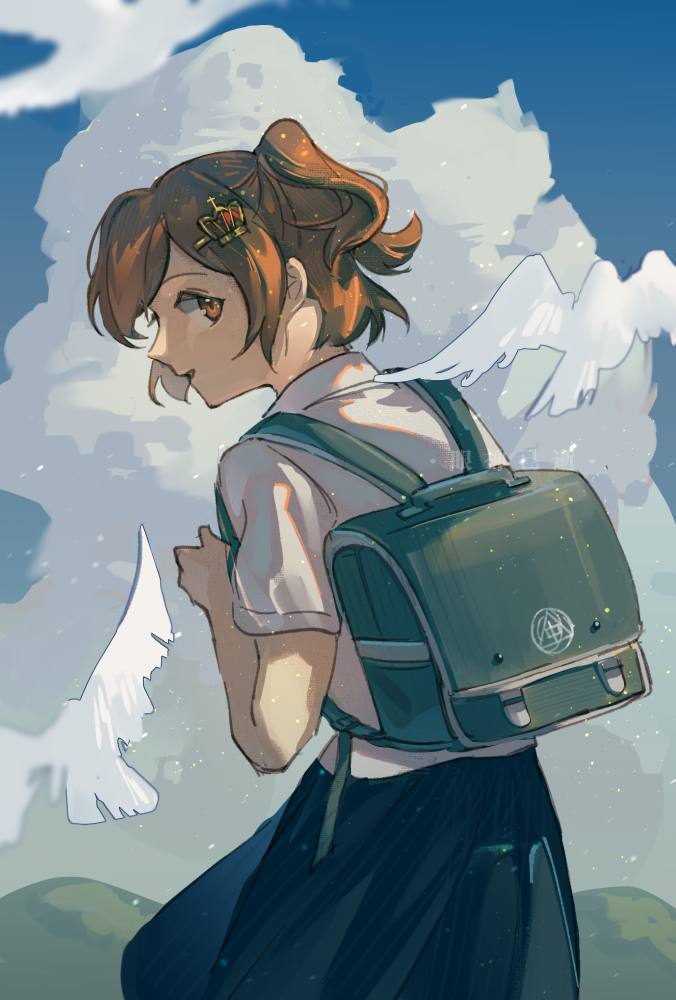 1girl aijou_karen animal artist_name backpack bag bangs bird blue_skirt blue_sky blurry brown_eyes brown_hair clouds collared_shirt commentary cowboy_shot crown_hair_ornament day depth_of_field dove from_behind green_bag guagua_shijie hair_ornament hairclip hand_up holding_strap light_particles looking_at_viewer looking_back one_side_up outdoors parted_lips profile school_bag school_uniform shirt short_hair short_sleeves shoujo_kageki_revue_starlight skirt sky smile solo standing swept_bangs white_shirt younger