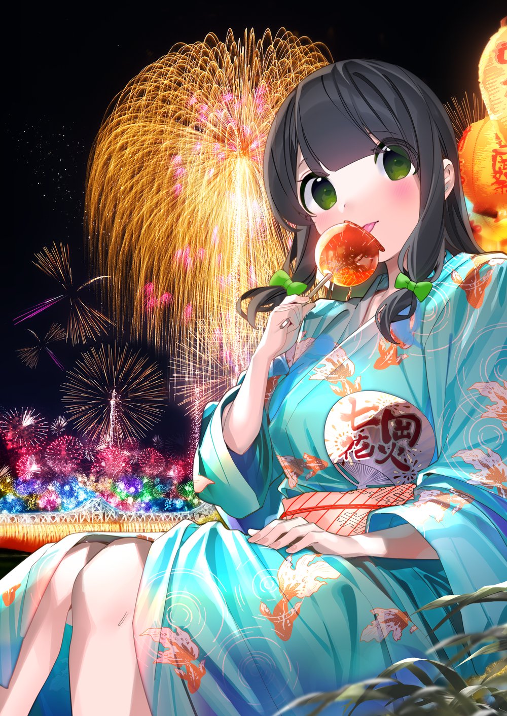 1girl aerial_fireworks animal_print black_hair blue_kimono bow candy_apple chikuwa. closed_mouth commentary_request feet_out_of_frame fireworks fish_print food goldfish_print green_bow green_eyes hair_bow hand_fan highres holding holding_food japanese_clothes kimono long_hair night night_sky obi original outdoors paper_fan print_kimono reflection sash sitting sky solo star_(sky) starry_sky tongue tongue_out uchiwa