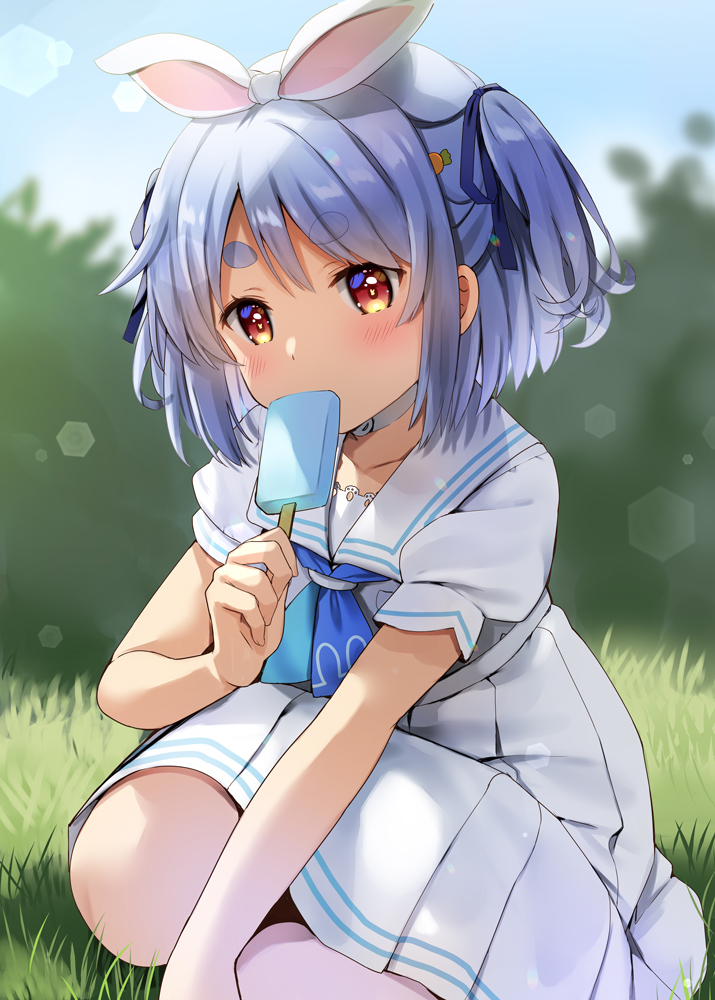 1girl animal_ears bangs blue_hair blue_neckerchief blue_ribbon blue_sky carrot_hair_ornament choker commentary_request day food food-themed_hair_ornament hair_ornament hair_ribbon holding holding_food hololive looking_at_viewer natsume_eri neckerchief on_grass outdoors pleated_skirt popsicle puffy_short_sleeves puffy_sleeves rabbit_ears red_eyes ribbon shirt short_eyebrows short_sleeves skirt sky solo thick_eyebrows two_side_up usada_pekora virtual_youtuber white_choker white_shirt white_skirt
