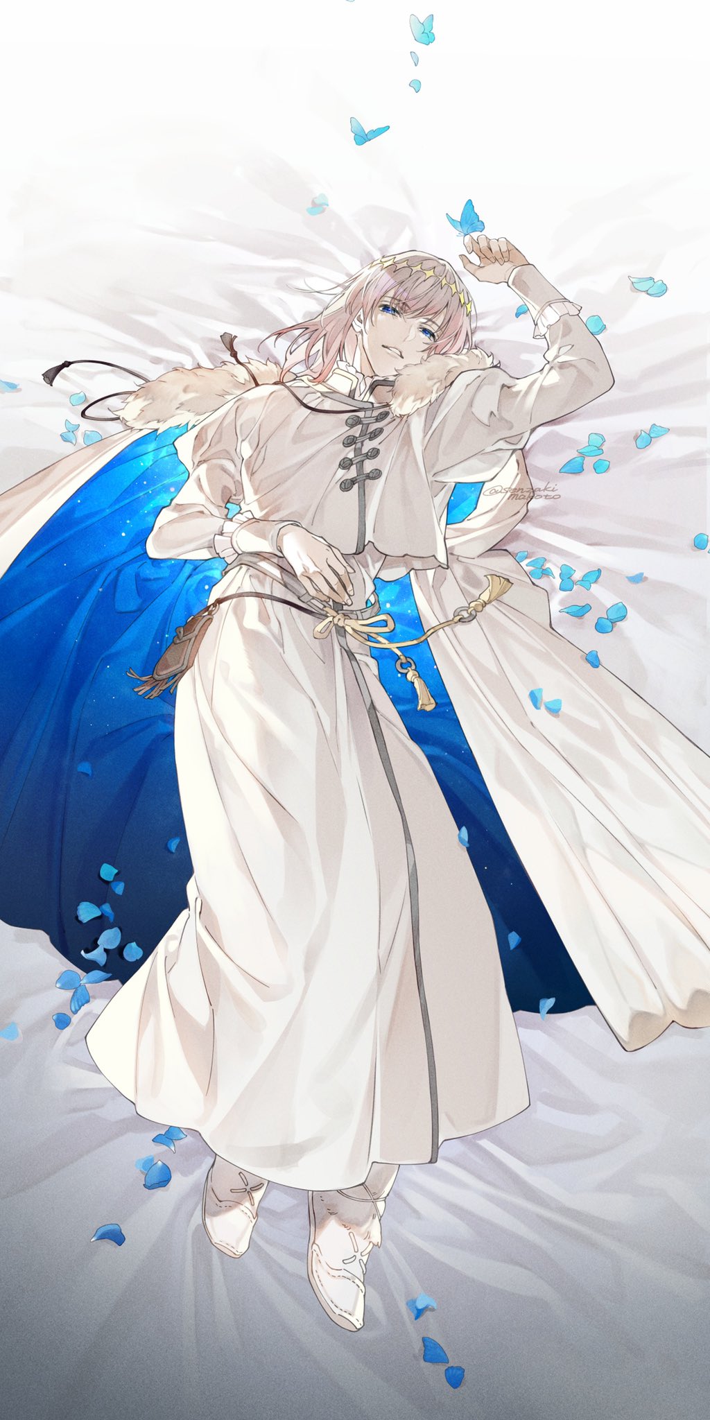 1boy arthropod_boy bangs blue_butterfly blue_cloak blue_eyes bug butterfly cape cloak commentary_request crown diamond_hairband fate/grand_order fate_(series) full_body fur-trimmed_cape fur-trimmed_cloak fur_collar fur_trim grey_hair highres long_sleeves looking_at_viewer lying male_focus medium_hair no_wings oberon_(fate) official_alternate_costume puffy_sleeves senzaki_makoto solo tassel white_cloak white_footwear white_fur white_hair