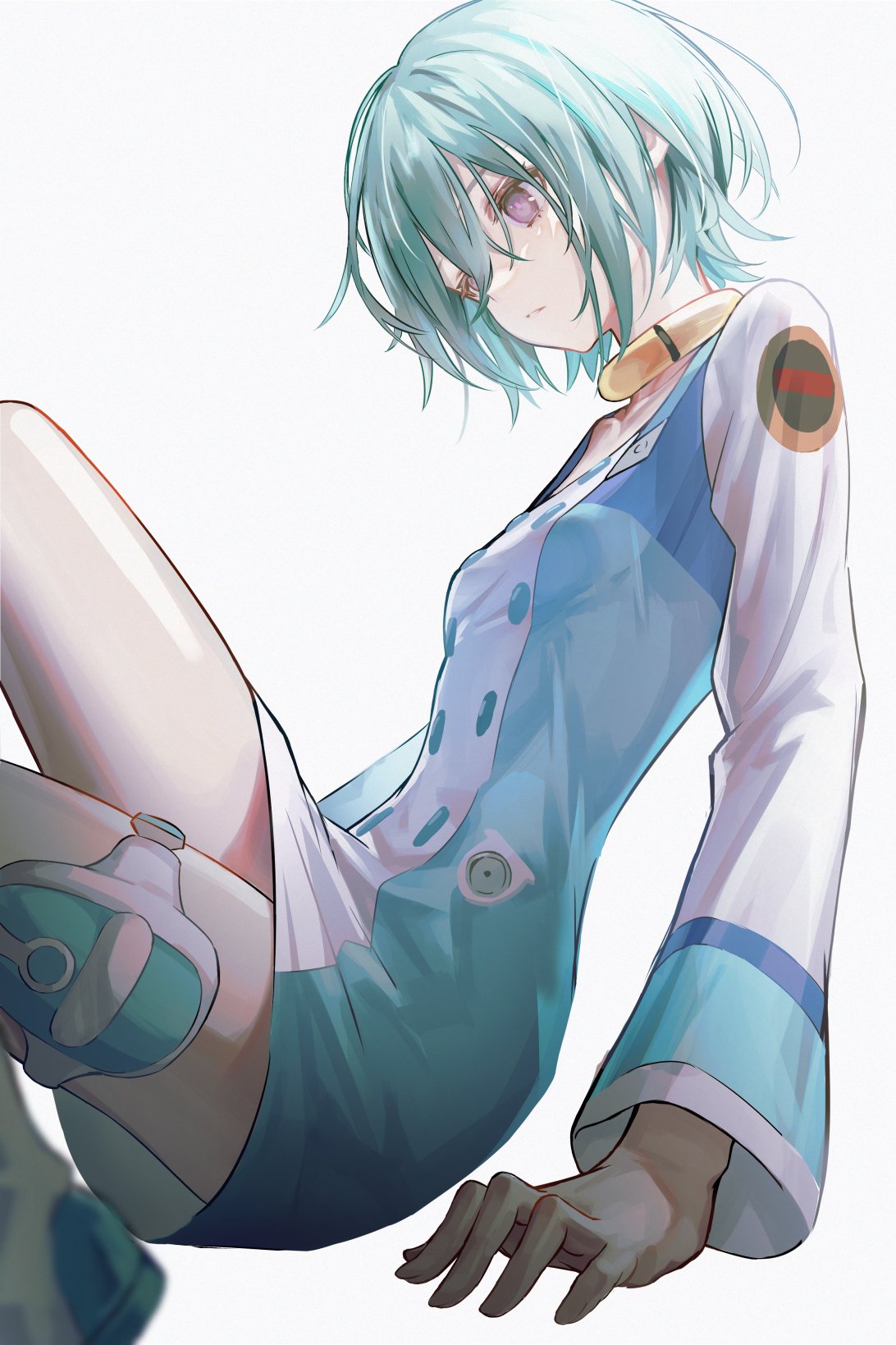 1girl aqua_hair choker collarbone eureka eureka_seven eureka_seven_(series) grey_background hair_between_eyes highres parted_lips pink_pupils pouch shiba42505719 short_hair simple_background sitting solo thigh_pouch violet_eyes yellow_choker