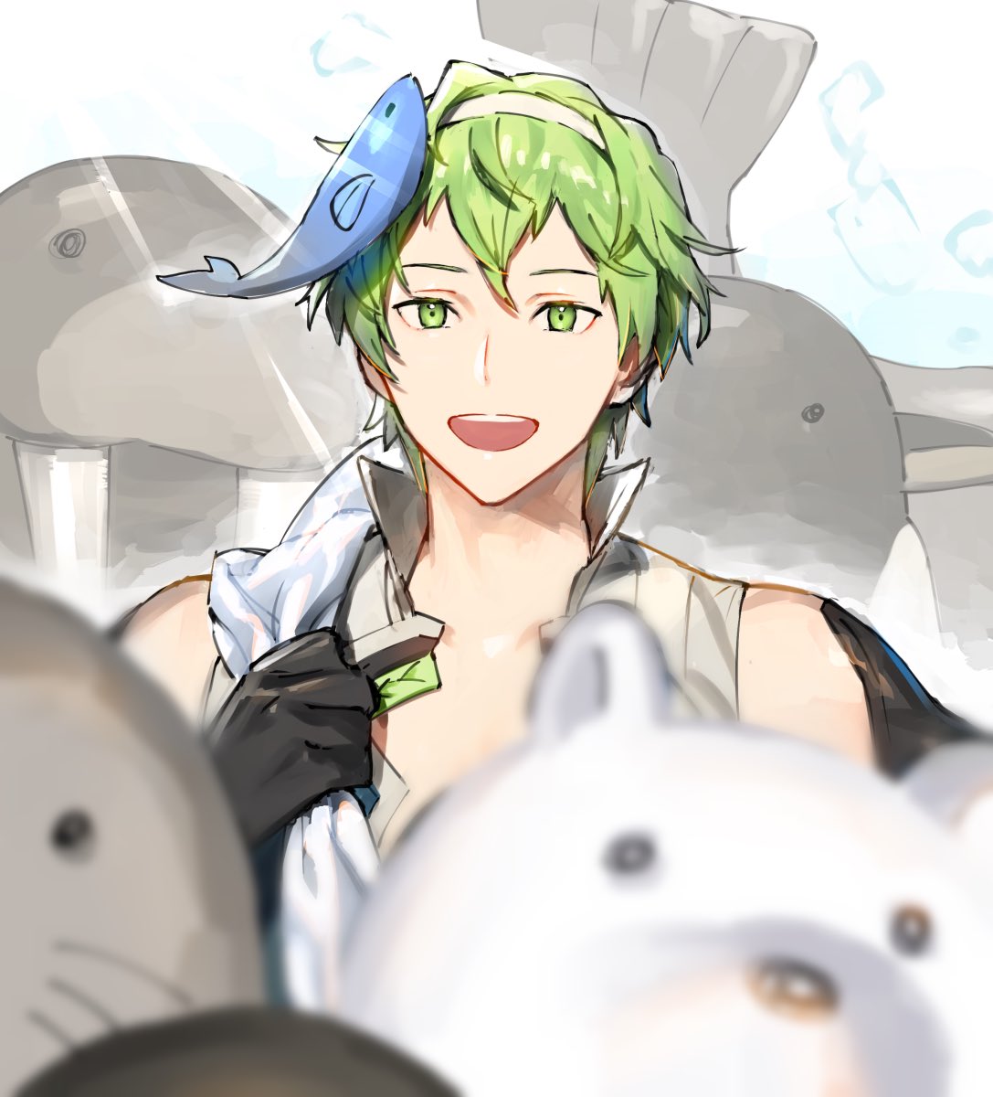 1boy animal animal_on_head bangs bare_shoulders bear black_gloves commentary david_(fate) fate/apocrypha fate/grand_order fate_(series) fish fish_on_head ginka_sima gloves green_eyes green_hair hair_between_eyes hairband highres holding looking_at_viewer male_focus on_head open_mouth polar_bear short_hair smile solo sunlight teeth upper_body upper_teeth walrus white_fur
