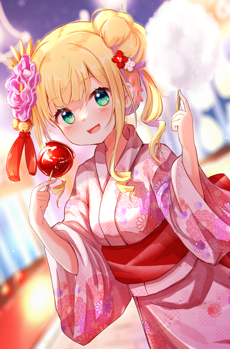 1girl :d baram blonde_hair blurry blurry_background breasts candy_apple commentary_request cotton_candy depth_of_field dutch_angle floral_print food green_eyes hair_bun hands_up holding holding_food japanese_clothes kimono long_hair long_sleeves looking_at_viewer market_stall mononobe_alice multicolored_hair night nijisanji obi outdoors pink_kimono print_kimono purple_hair ringlets sash sidelocks single_side_bun small_breasts smile solo streaked_hair summer_festival virtual_youtuber wide_sleeves