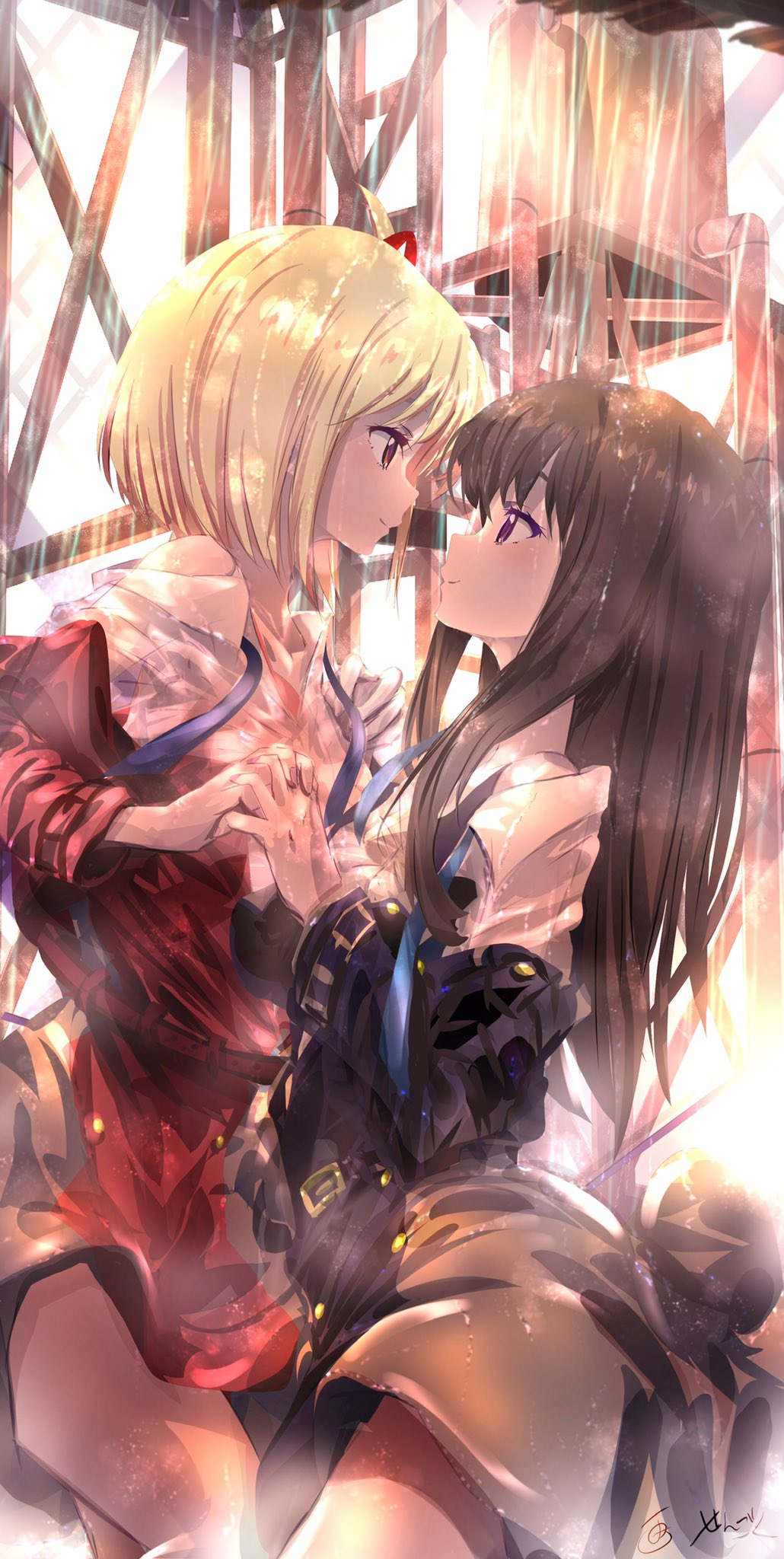 2girls black_hair blonde_hair eye_contact highres holding_hands inoue_takina interlocked_fingers long_hair looking_at_another lycoris_recoil lycoris_uniform medium_hair multiple_girls nishikigi_chisato orange_eyes outdoors rain sengoku_chidori signature sunlight undone_neck_ribbon violet_eyes water_tank wet yuri