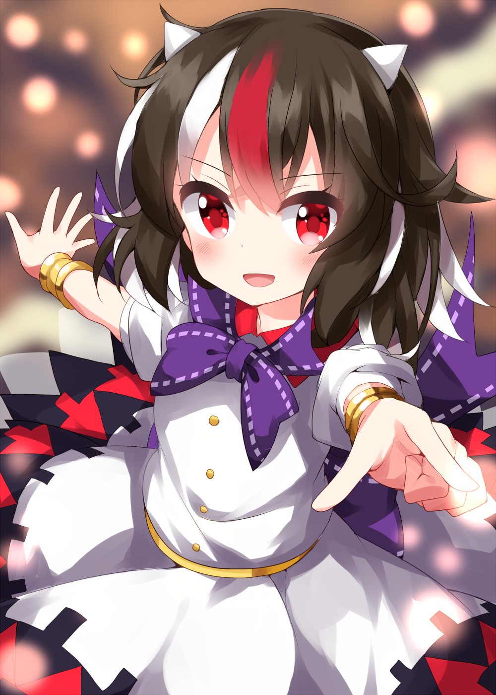 1girl arrow_(symbol) bangs black_hair bow bowtie bracelet dress highres horns jewelry kijin_seija multicolored_hair one-hour_drawing_challenge open_mouth purple_bow purple_bowtie red_eyes redhead ruu_(tksymkw) short_hair skirt solo streaked_hair touhou white_dress white_hair