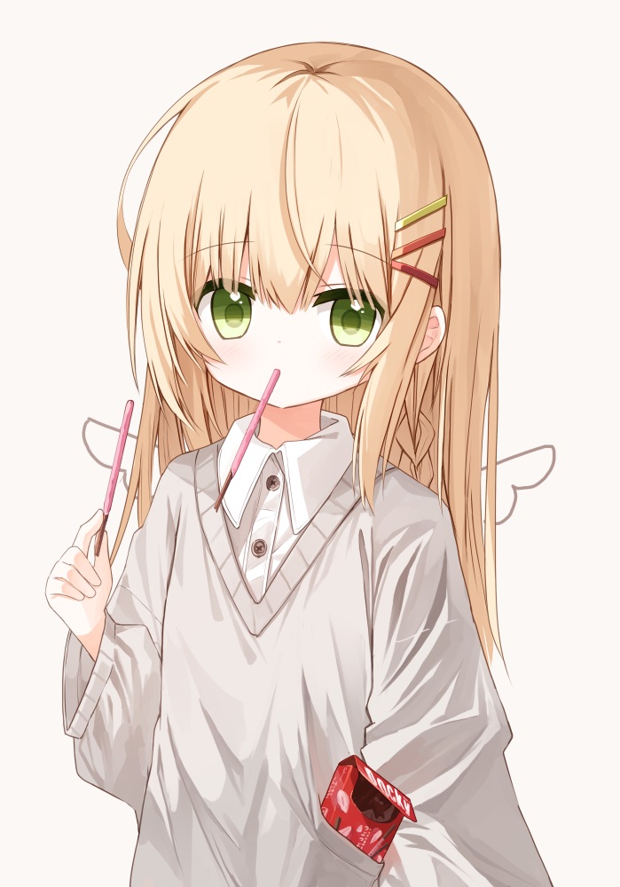 1girl bangs blonde_hair collared_shirt commentary_request drawn_wings dress_shirt food green_eyes grey_background grey_sweater hair_between_eyes hair_ornament hairclip hand_up holding holding_food long_hair long_sleeves original pocky puffy_long_sleeves puffy_sleeves shirt simple_background solo sweater upper_body waka_(yuuhagi_(amaretto-no-natsu)) white_shirt yuuhagi_(amaretto-no-natsu)