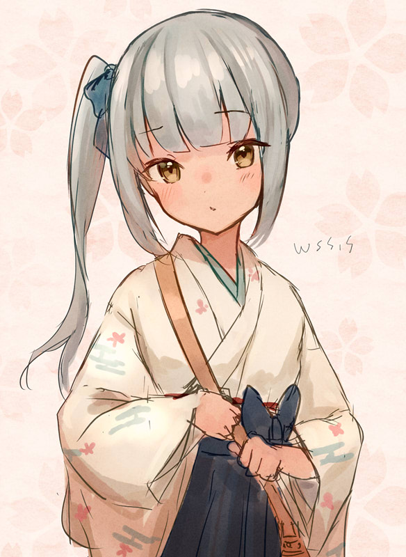 1girl artist_name black_hakama blush brown_eyes grey_hair hakama japanese_clothes kantai_collection kasumi_(kancolle) kimono long_hair long_sleeves parted_lips side_ponytail signature sketch solo upper_body white_kimono wide_sleeves wss_(nicoseiga19993411)