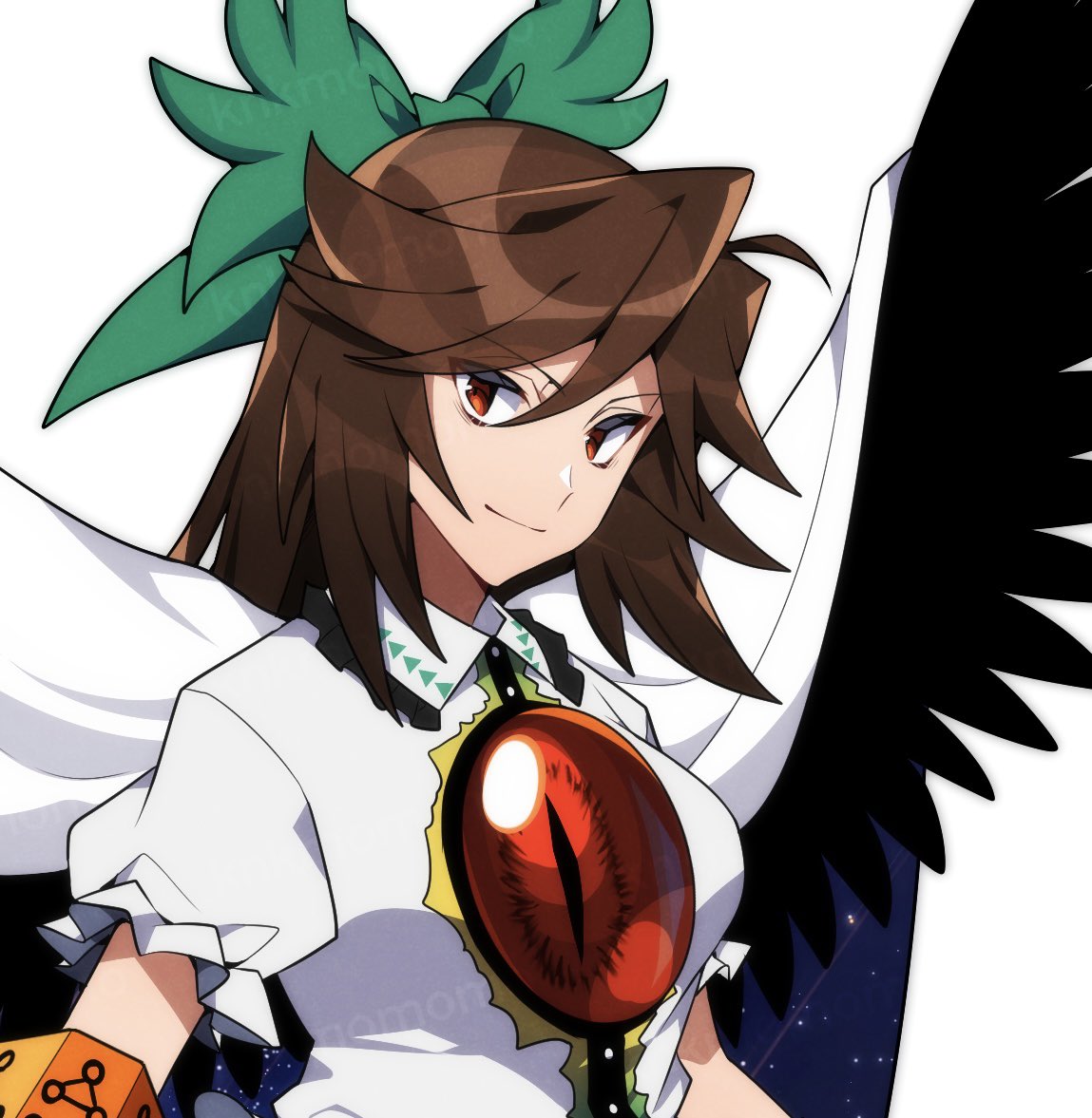 1girl arm_cannon bird_wings black_wings bow brown_hair closed_mouth commission green_bow hair_bow kamenozoki_momomo long_hair looking_at_viewer red_eyes reiuji_utsuho short_sleeves simple_background skeb_commission smile solo third_eye touhou upper_body weapon white_background wings
