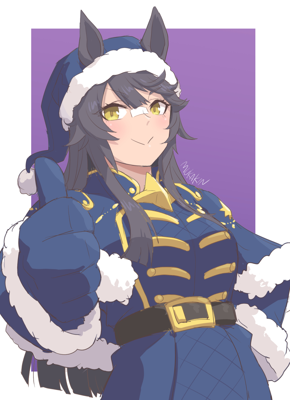 1girl :&gt; animal_ears artist_name bandaid bandaid_on_face bandaid_on_nose bangs belt black_hair blue_headwear blue_mittens blue_santa_costume capelet commentary_request eyes_visible_through_hair fur-trimmed_capelet fur-trimmed_sleeves fur_trim hair_between_eyes hat highres horse_ears horse_girl illuminate_the_heart_(umamusume) long_hair long_sleeves looking_at_viewer mukakin narita_brian_(umamusume) official_alternate_costume outside_border pom_pom_(clothes) purple_background santa_costume santa_hat sidelocks solo thumbs_up umamusume upper_body v-shaped_eyebrows very_long_hair yellow_eyes