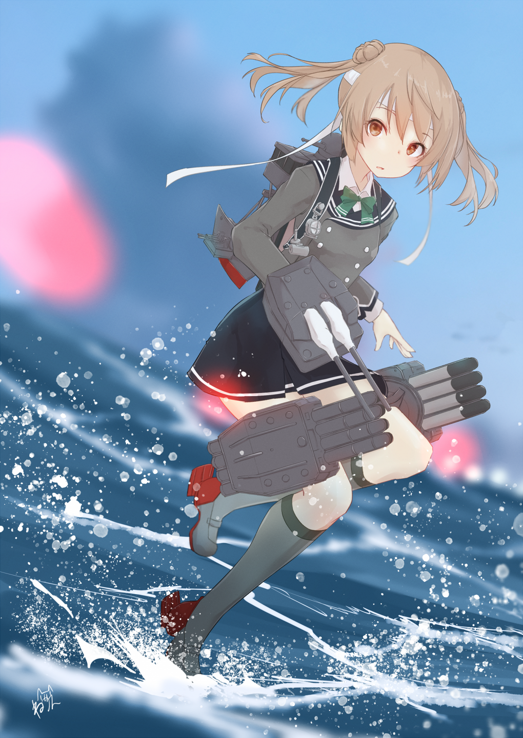 1girl adapted_turret black_skirt bow bowtie cannon commentary_request double_bun full_body green_bow green_bowtie grey_jacket grey_sailor_collar hair_bun headband highres jacket kantai_collection light_brown_hair looking_at_viewer machinery michishio_(kancolle) michishio_kai_ni_(kancolle) neve official_alternate_costume sailor_collar short_twintails skirt solo standing standing_on_liquid standing_on_one_leg torpedo_launcher turret twintails water waves white_headband yellow_eyes