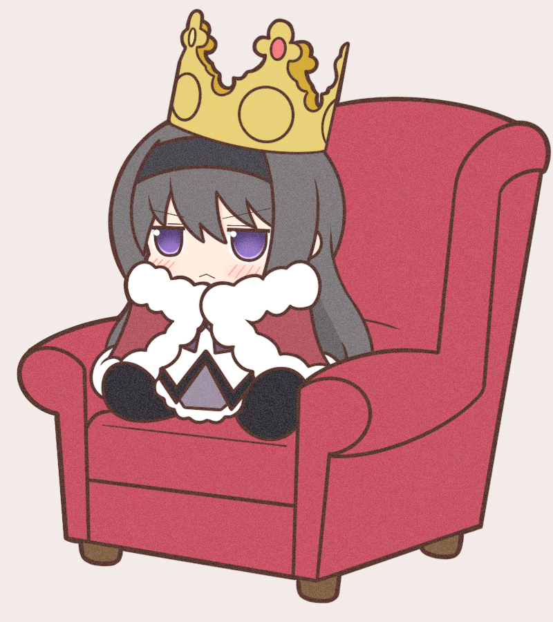 1girl :&lt; akemi_homura alternate_costume black_hair black_hairband cape chair chibi crown hairband long_hair looking_away mahou_shoujo_madoka_magica red_cape sitting solo violet_eyes yuno385