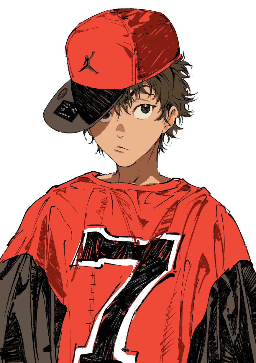 1boy age_regression aged_down atie1225 bangs baseball_cap black_hair clothes_writing commentary frown hat highres long_sleeves looking_at_viewer male_focus miyagi_ryouta oversized_clothes red_headwear red_shirt shirt short_hair simple_background slam_dunk_(series) solo upper_body white_background