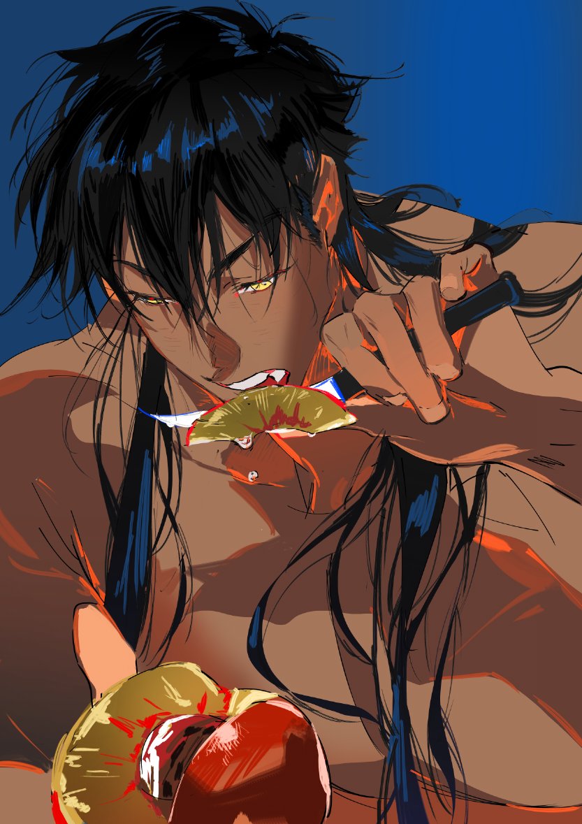 1boy atie1225 black_hair blue_background commentary completely_nude dark-skinned_male dark_skin eating fang food fruit holding holding_food holding_fruit holding_knife knife long_hair looking_at_food looking_down nude open_mouth original peach simple_background solo symbol-only_commentary upper_body yellow_eyes