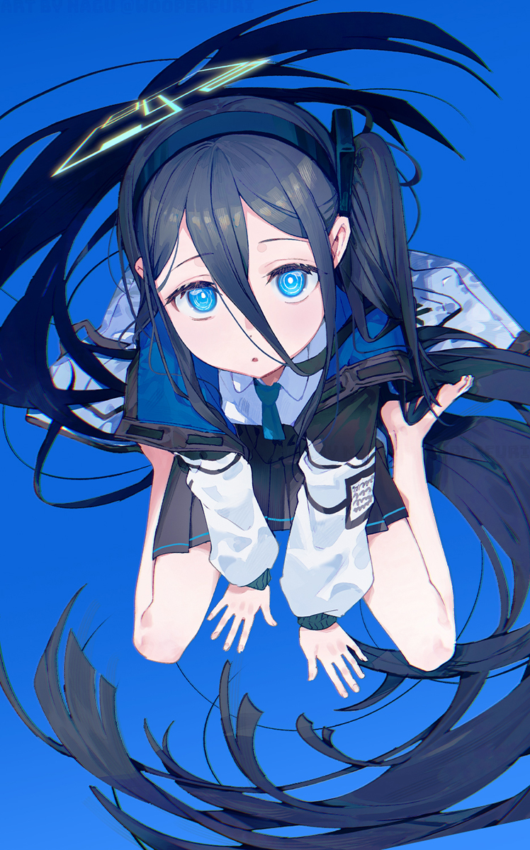1girl aris_(blue_archive) barefoot blue_archive blue_background blue_eyes blue_hair blue_necktie dark_blue_hair from_above hair_spread_out halo highres jacket long_bangs long_hair looking_at_viewer nagu necktie open_clothes open_jacket pleated_skirt side_ponytail sidelocks simple_background sitting skirt solo very_long_hair wariza