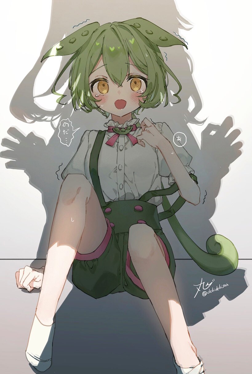 2girls blush chibirisu commentary_request green_hair green_shorts green_suspenders hair_between_eyes hand_up highres kasukabe_tsumugi long_hair looking_ahead multiple_girls one_side_up open_mouth puffy_short_sleeves puffy_sleeves shadow shirt short_sleeves shorts sitting socks translation_request trembling twitter_username voicevox white_shirt yellow_eyes zundamon