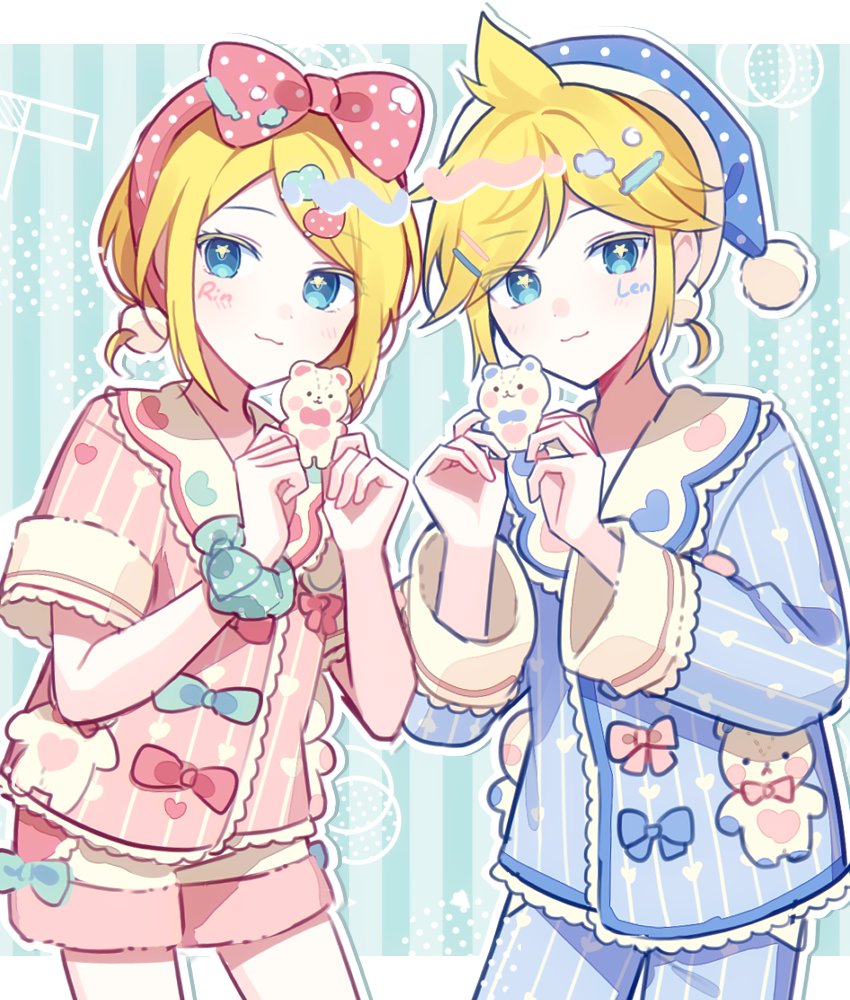 1boy 1girl :3 blonde_hair blue_eyes blue_jacket blue_pajamas blue_pants blush bow brother_and_sister character_name closed_mouth commentary cowboy_shot english_commentary frilled_shirt frilled_shirt_collar frills hair_bow hair_ornament hairclip hat holding holding_stuffed_toy jacket kagamine_len kagamine_rin long_sleeves looking_at_viewer nightcap pajamas pants pink_bow pink_pajamas pink_shirt polka_dot polka_dot_bow shirt shorts siblings stuffed_animal stuffed_toy teddy_bear twins vocaloid waka_(wk4444) white_shorts