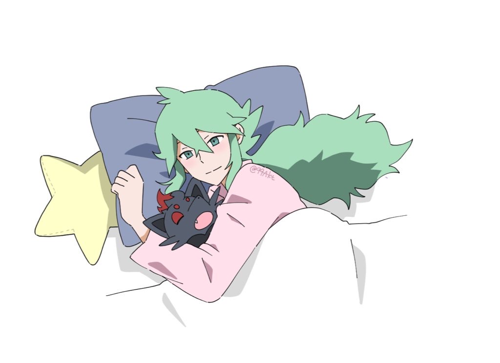 1boy 99akt1031 closed_mouth commentary_request crossed_bangs from_above green_eyes green_hair hair_between_eyes long_hair long_sleeves lying male_focus n_(pokemon) pink_shirt pokemon pokemon_(creature) pokemon_(game) pokemon_bw shirt smile under_covers zorua