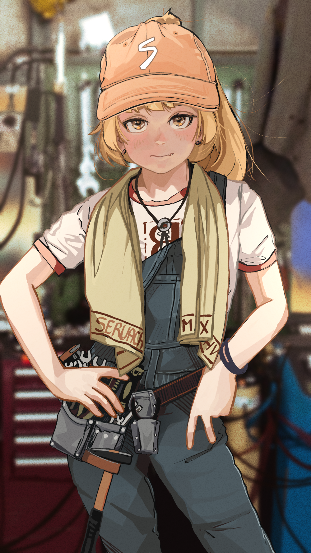 1girl arc_welder artist_name baseball_cap belt_pouch black_bracelet blonde_hair blue_overalls blunt_bangs blurry blurry_background blush casual closed_mouth clothes_writing commentary earrings fang film_grain garage hammer hands_on_own_hips hat highres jewelry leaning_to_the_side light_blush light_smile long_hair looking_at_viewer loose_hair_strand messy_hair orange_headwear original overalls photo_background ponytail pouch red_shirt russian_commentary russian_text servachok shirt skin_fang solo standing strap_slip tool_belt toolbox towel towel_around_neck two-tone_shirt upturned_eyes v white_shirt wrench yellow_eyes zhenya_(servachok)