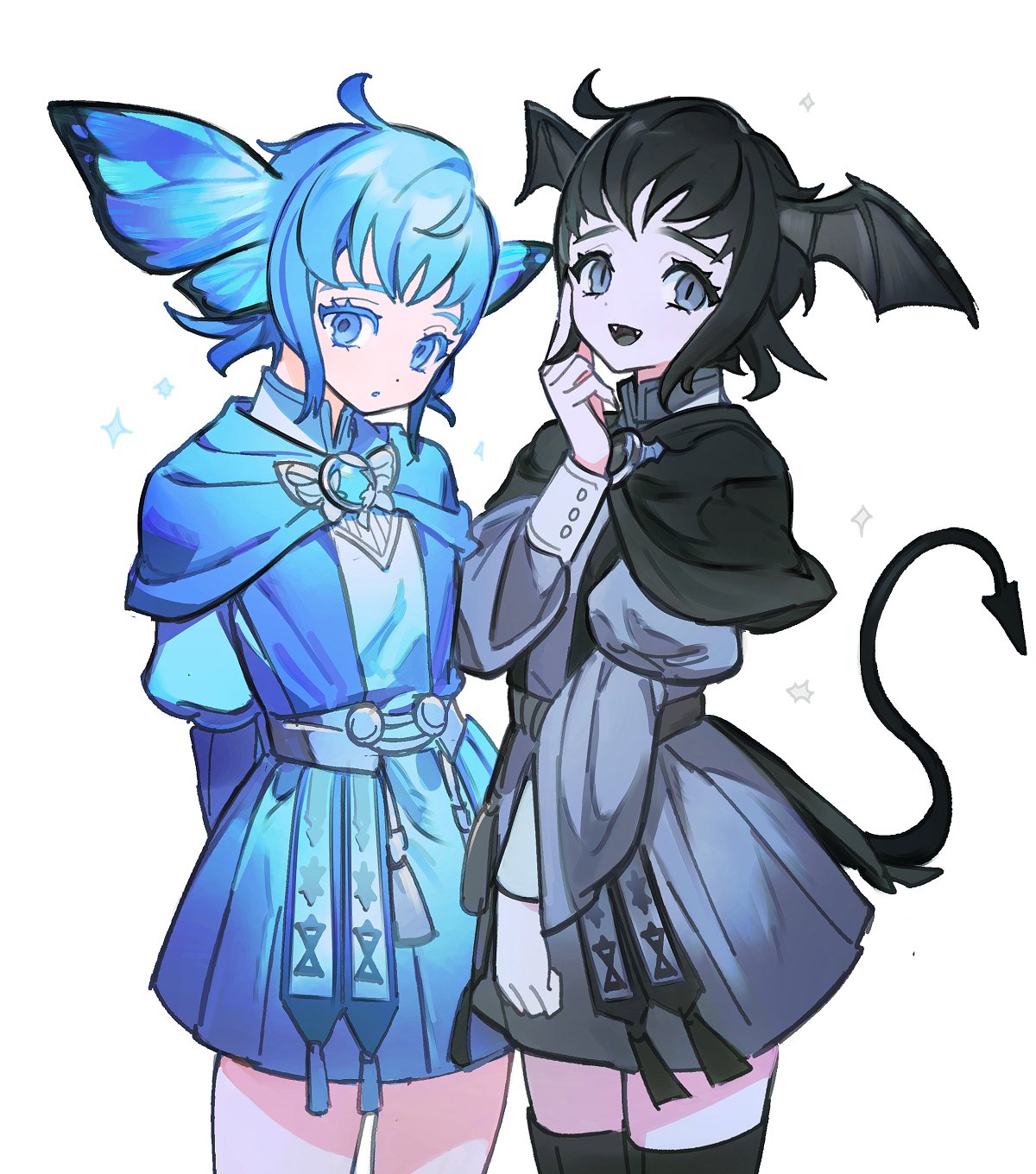 2girls :d :o alternate_form arms_behind_back bat_wings belt black_capelet black_footwear black_hair blue_capelet blue_dress blue_eyes blue_gemstone blue_hair blue_wings boots brooch butterfly_wings capelet collared_dress colored_eyelashes commentary cowboy_shot cowlick demon_tail dress fangs final_fantasy final_fantasy_xiv from_side gem grey_dress grey_eyes hair_twirling hand_up head_wings highres jewelry juliet_sleeves long_sleeves looking_at_viewer meteion multiple_girls open_mouth puffy_sleeves short_hair simple_background slit_pupils smile sparkle standing symbol-only_commentary tail tassel thigh_boots white_background wings wuliu_heihuo