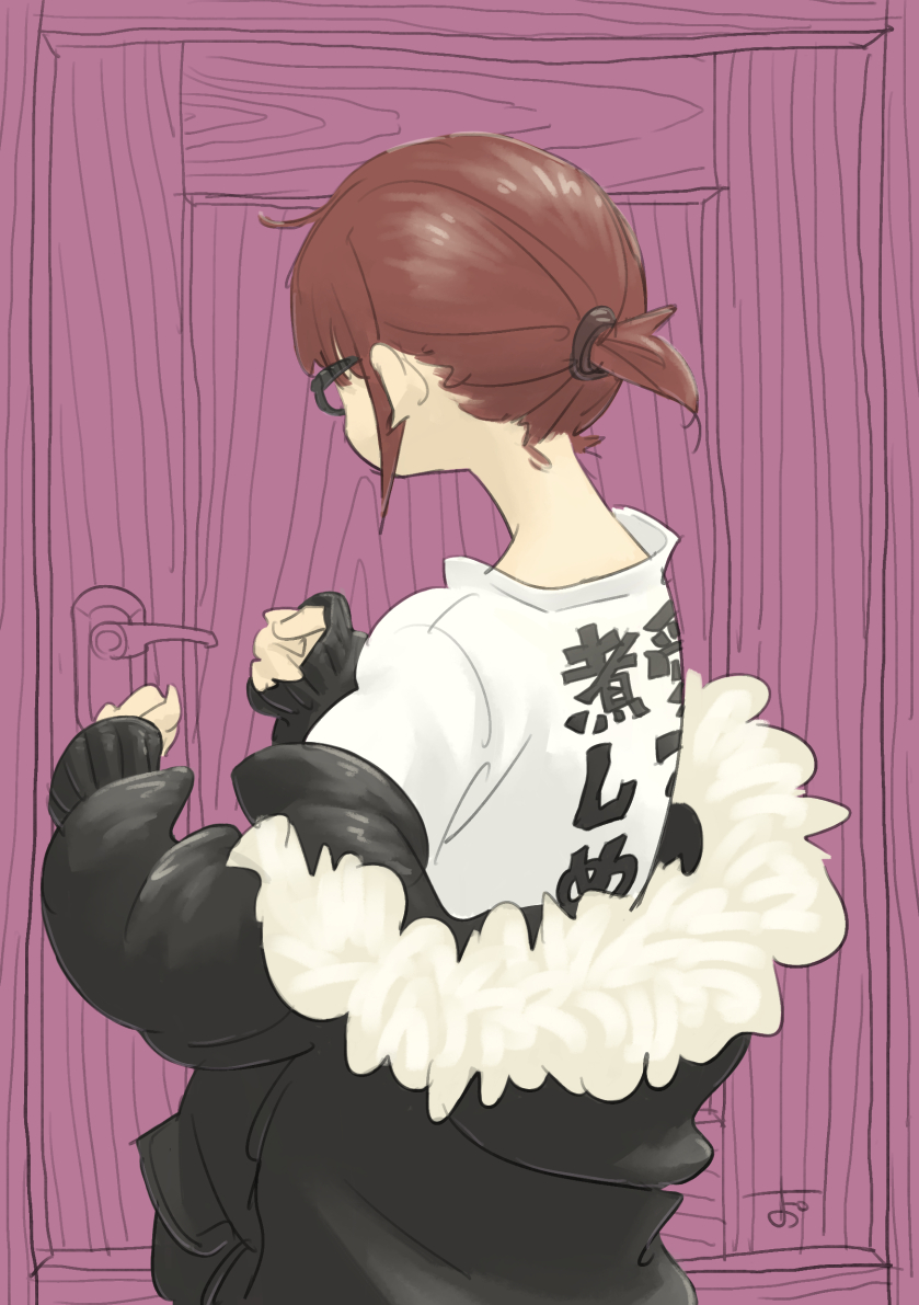 1girl black_jacket brown_hair chiyo_maru commentary_request facing_away from_behind fur-trimmed_jacket fur_trim glasses jacket jacket_partially_removed long_sleeves low_ponytail monochrome_background original pink_background print_shirt shirt short_hair short_ponytail sidelocks signature sleeves_past_wrists solo text_print upper_body white_shirt wooden_door