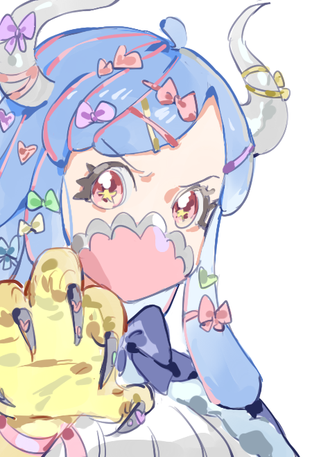 +_+ 1girl ahoge blue_bow blue_cape blue_hair bow cape covered_mouth curled_horns dinosaur_girl hair_ornament hand_up horn_bow horn_ornament horns long_hair looking_at_viewer mask mouth_mask multicolored_hair one_piece pink_eyes pink_hair pink_mask raine_(acke2445) solo streaked_hair talons ulti_(one_piece) x_hair_ornament