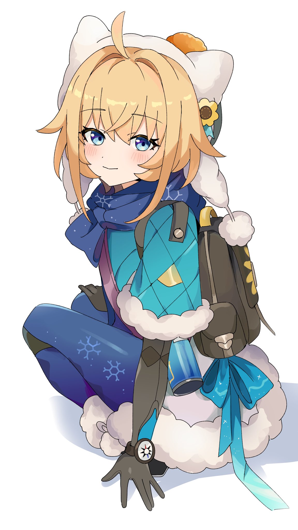 1girl ahoge animal_ears awe_(adorableduckyy) backpack bag black_gloves blonde_hair blue_bow blue_eyes blush bow capelet closed_mouth fake_animal_ears fur-trimmed_capelet fur_trim gloves hat highres honkai:_star_rail honkai_(series) hood korean_commentary looking_at_viewer lynx_landau official_alternate_costume pom_pom_(clothes) simple_background sitting smile snowflake_print solo virtual_youtuber white_background