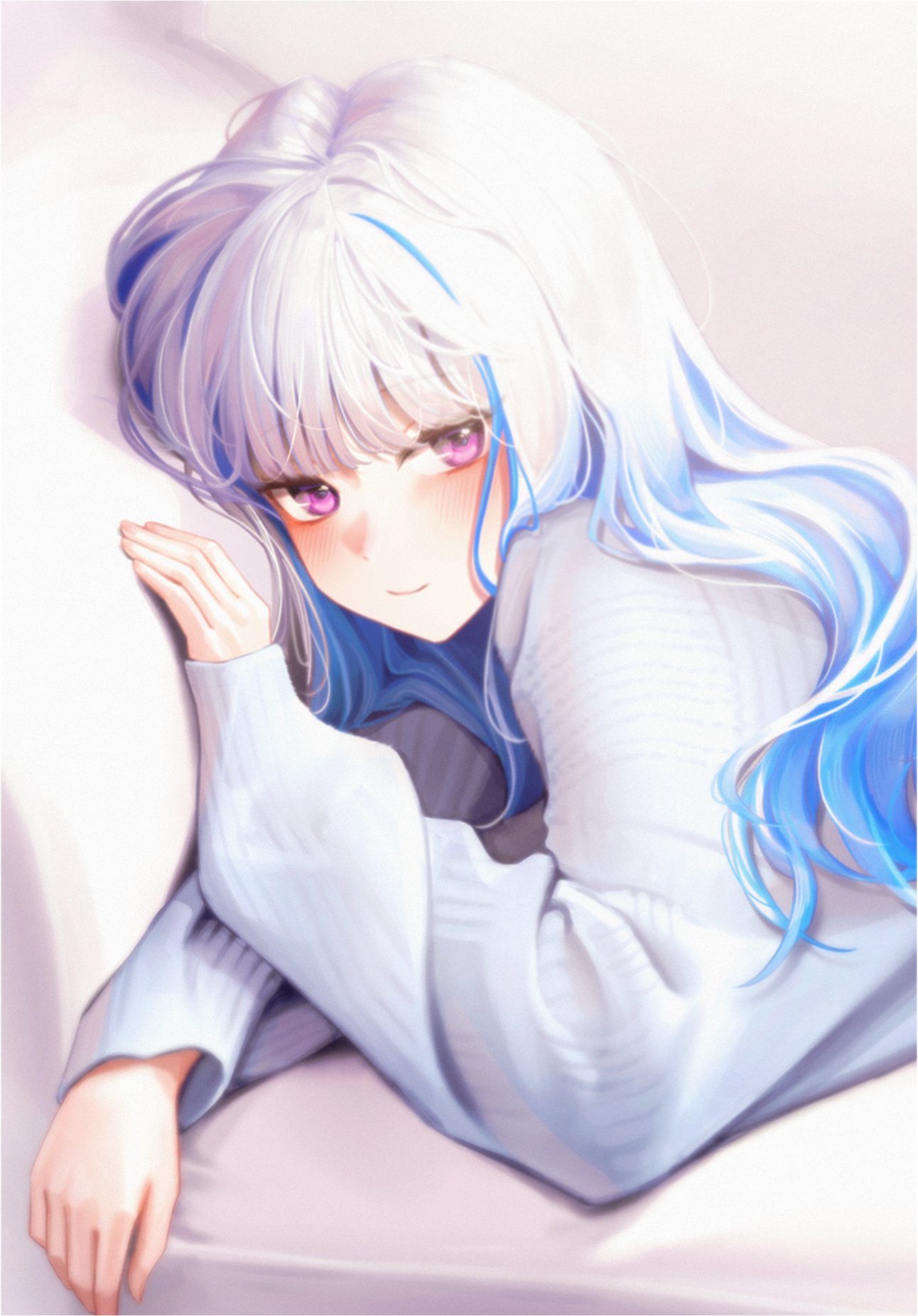 1girl blue_hair blunt_bangs blush colored_inner_hair commentary couch grey_sweater highres leaning_on_object lize_helesta long_hair looking_at_viewer lying multicolored_hair nijisanji on_couch on_stomach oni0417 sleeves_past_wrists smile solo streaked_hair sweater symbol-only_commentary upper_body violet_eyes virtual_youtuber white_hair