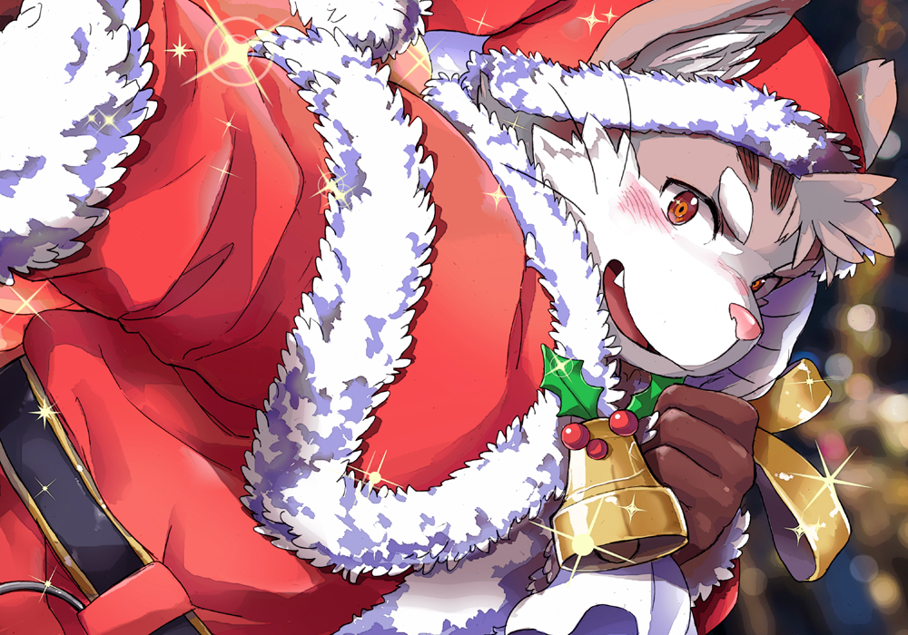 1boy animal_ears bell blurry blush bokeh brown_fur brown_gloves cat_boy cat_ears christmas commentary_request depth_of_field dutch_angle fang furry furry_male gloves hat hijirino_yuuta holly looking_at_viewer male_focus open_mouth red_eyes santa_costume santa_hat short_hair sitri_(housamo) smile solo sparkle thick_eyebrows tokyo_afterschool_summoners upper_body whiskers