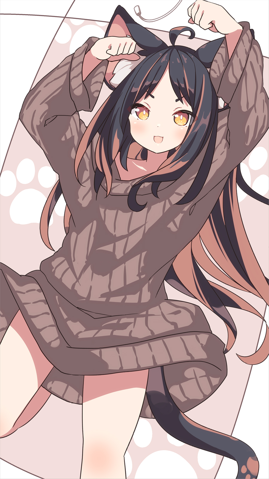 1girl animal_ears black_hair blush brown_sweater cat_ears cat_tail colored_inner_hair commentary_request daidai_ookami highres long_hair long_sleeves looking_at_viewer multicolored_hair open_mouth orange_eyes orange_hair original ribbed_sweater smile solo sweater tail