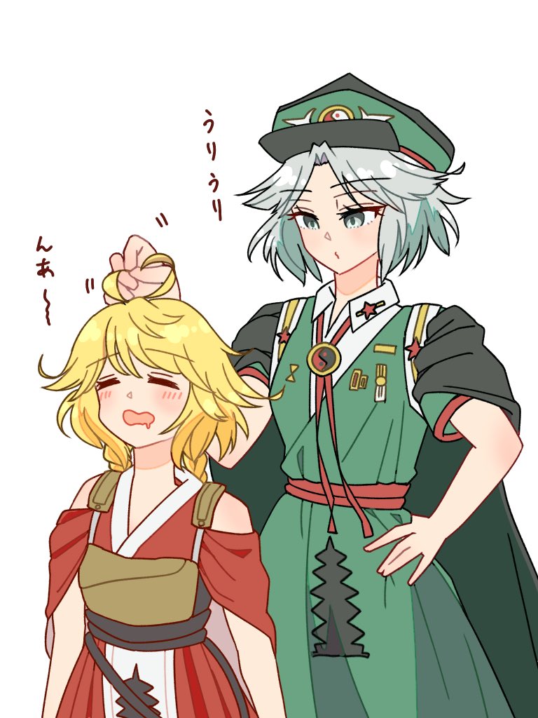 2others androgynous antenna_hair armor belt biberiye black_belt black_cape blonde_hair braid breastplate cape closed_eyes collared_shirt commentary_request dress fujiwara_no_shirogane_no_sanra green_dress green_headwear grey_eyes grey_hair hakama hakama_skirt hand_on_own_hip hat heart_antenna_hair height_difference japanese_clothes kimono len'en long_hair multiple_others ooama_no_ake_no_mitori other_focus parted_bangs peaked_cap red_cape red_hakama red_kimono red_trim shirt short_hair short_sleeves simple_background skirt sleeveless sleeveless_kimono step-siblings translation_request twin_braids two-sided_cape two-sided_fabric white_background white_shirt