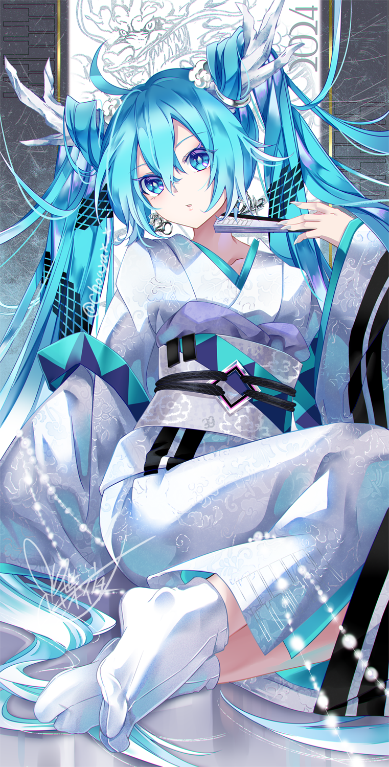 1girl 2024 antlers blue_eyes blue_hair chinese_zodiac hand_fan hatsune_miku highres holding holding_fan horns japanese_clothes kimono long_hair looking_at_viewer obi parted_lips sash sitting solo tabi twintails tyouya very_long_hair vocaloid white_kimono year_of_the_dragon