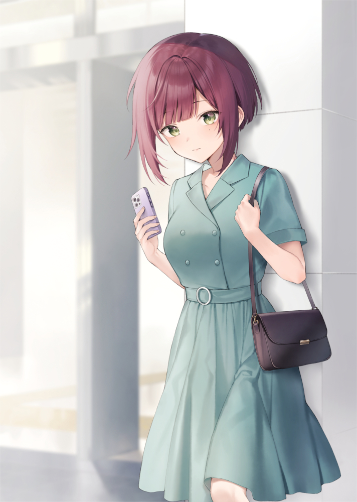 1girl bag blue_dress blurry blurry_background blush breasts brown_eyes cellphone closed_mouth commentary_request depth_of_field dress handbag holding holding_phone looking_at_viewer medium_breasts midorikawa_you original phone pleated_dress redhead short_hair short_sleeves shoulder_bag solo standing