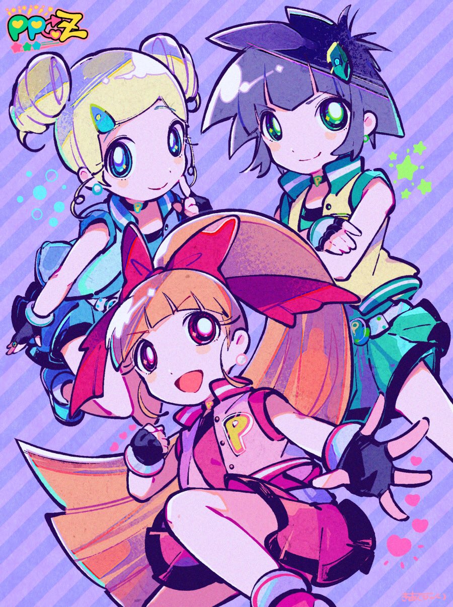 3girls :d akazutsumi_momoko black_gloves blonde_hair blue_eyes blue_hair blue_jacket blue_skirt blunt_bangs bow commentary_request copyright_name crossed_arms earrings fingerless_gloves gloves goutokuji_miyako green_eyes green_skirt hair_bow hair_ornament hairclip hand_up highres hyper_blossom jacket jewelry kiato long_hair looking_at_viewer matsubara_kaoru multiple_girls open_mouth orange_hair pink_jacket pink_skirt pleated_skirt ponytail powered_buttercup powerpuff_girls_z purple_background red_eyes rolling_bubbles short_hair skirt sleeveless sleeveless_jacket smile standing standing_on_one_leg striped_background very_long_hair