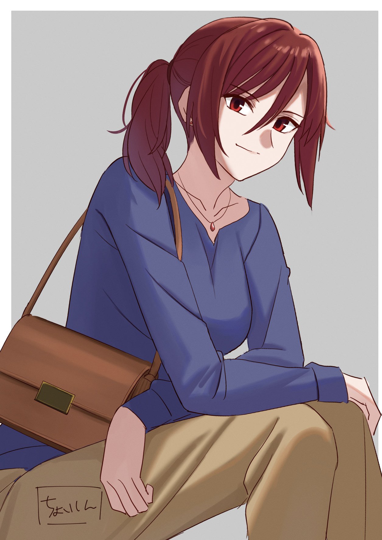 1girl aozaki_touko bag blue_shirt border brown_bag brown_pants closed_mouth collarbone commentary_request earrings grey_background handbag highres jewelry kara_no_kyoukai long_hair looking_at_viewer necklace outside_border pants ponytail red_eyes redhead shintyoi2 shirt sidelocks simple_background sitting smile solo white_border