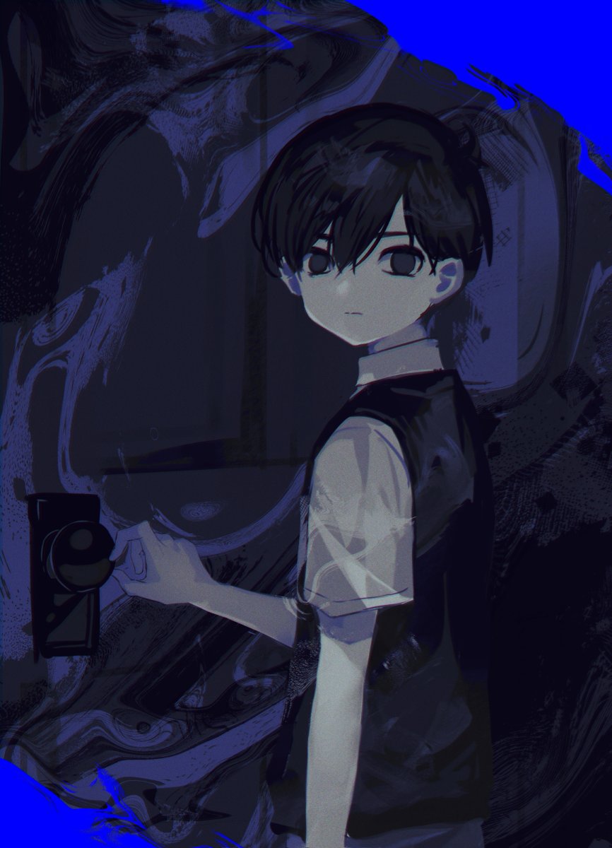 1boy abstract_background antenna_hair arm_at_side black_eyes black_hair black_sweater_vest blue_background closed_mouth collared_shirt door hair_behind_ear hair_between_eyes highres indoors looking_back no_pupils omori shionty shirt short_hair short_sleeves solo sunny_(omori) sweater_vest upper_body white_shirt