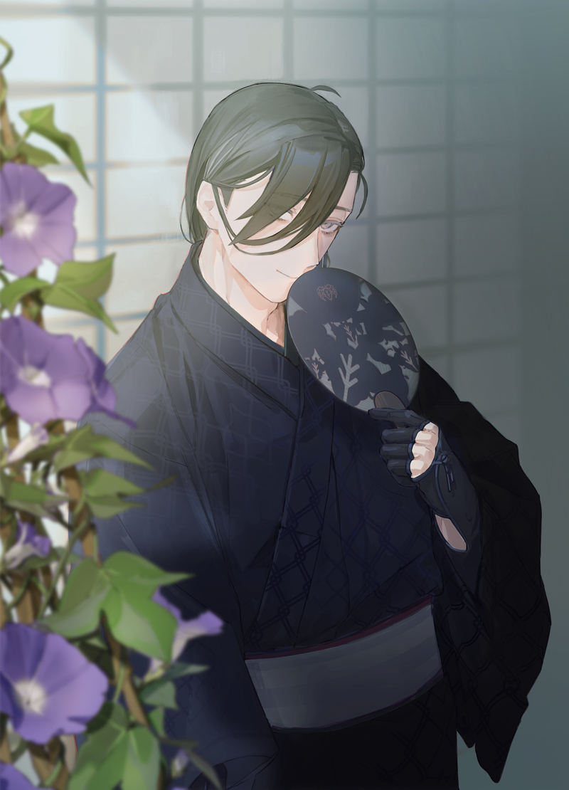 1boy alternate_costume alternate_hairstyle arm_guards black_gloves black_hair black_kimono closed_mouth cutout_gloves eyes_visible_through_hair fate/grand_order fate_(series) flower gloves grey_sash hair_behind_ear hair_over_one_eye hair_over_shoulder hand_fan hand_up holding holding_fan japanese_clothes kibadori_rue kimono long_sleeves looking_at_viewer male_focus medium_hair morning_glory paper_fan purple_flower smile solo tile_wall tiles trellis uchiwa upper_body violet_eyes wide_sleeves yamanami_keisuke_(fate) yukata