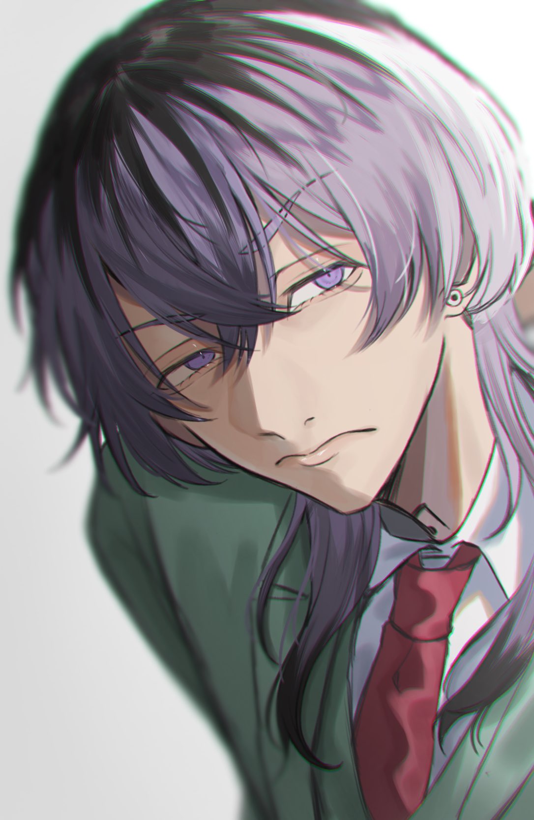 1boy blurry depth_of_field ear_piercing from_above green_suit haitani_rindou highres kanten_100 light_frown looking_at_viewer male_focus multicolored_hair necktie piercing purple_hair red_necktie suit tokyo_revengers two-tone_hair violet_eyes wolf_cut