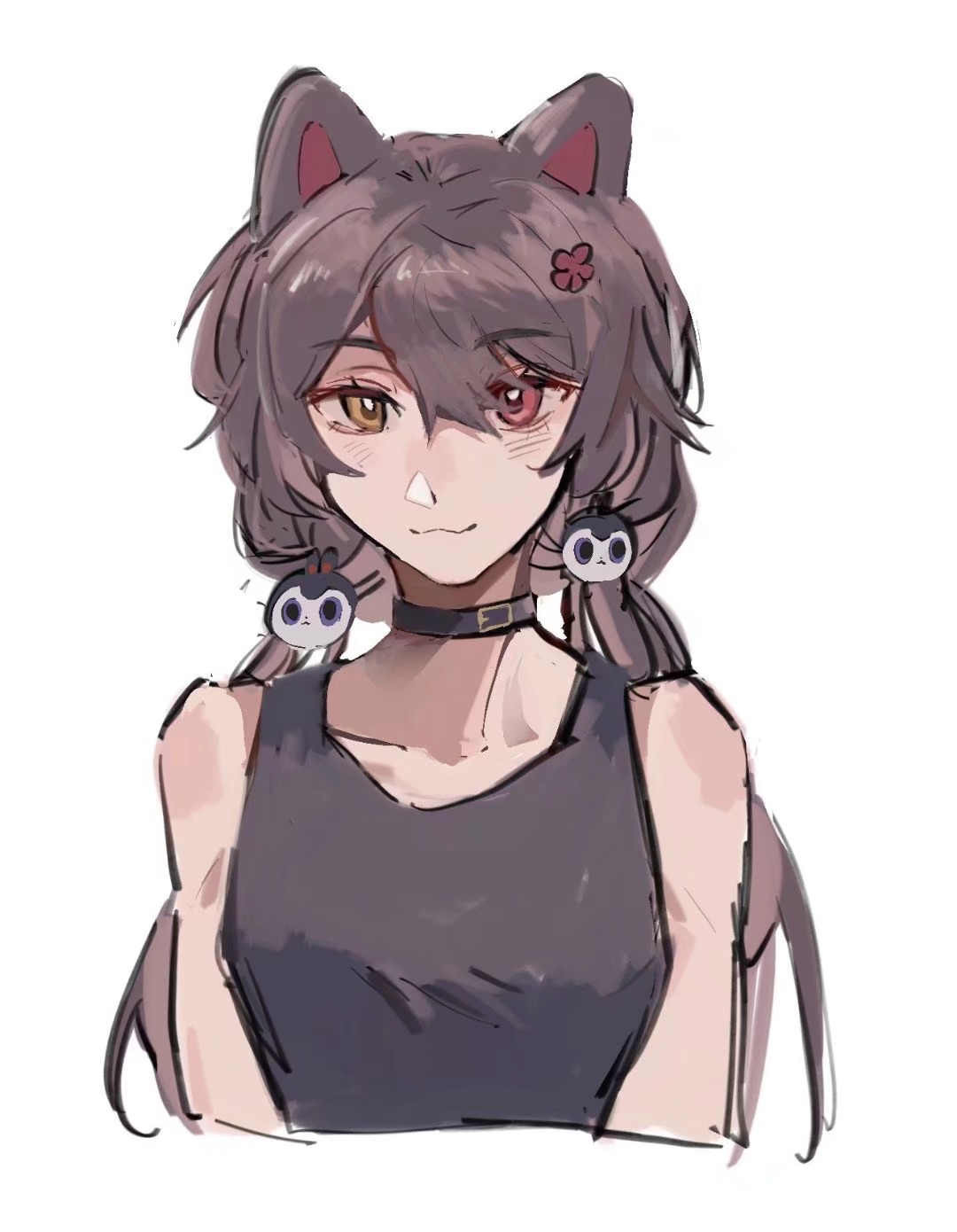 1girl animal_ears bare_arms black_choker black_tank_top chinese_commentary choker closed_mouth commentary_request dog_ears flower hair_flower hair_ornament heterochromia highres inui_toko lingyi looking_at_viewer nijisanji red_eyes red_flower smile solo tank_top upper_body virtual_youtuber yellow_eyes