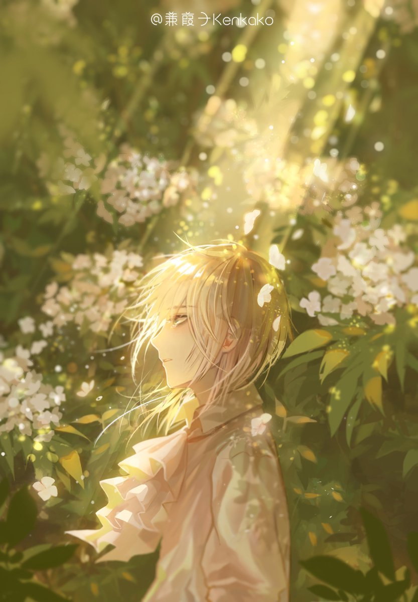 1boy alkaid_mcgrath artist_name ascot blonde_hair collared_shirt falling_petals flower from_side green_eyes hair_between_eyes highres kenkako light_particles light_rays long_sleeves looking_ahead lovebrush_chronicles male_focus medium_hair parted_lips petals plant profile shirt solo sunlight upper_body white_ascot white_flower white_shirt