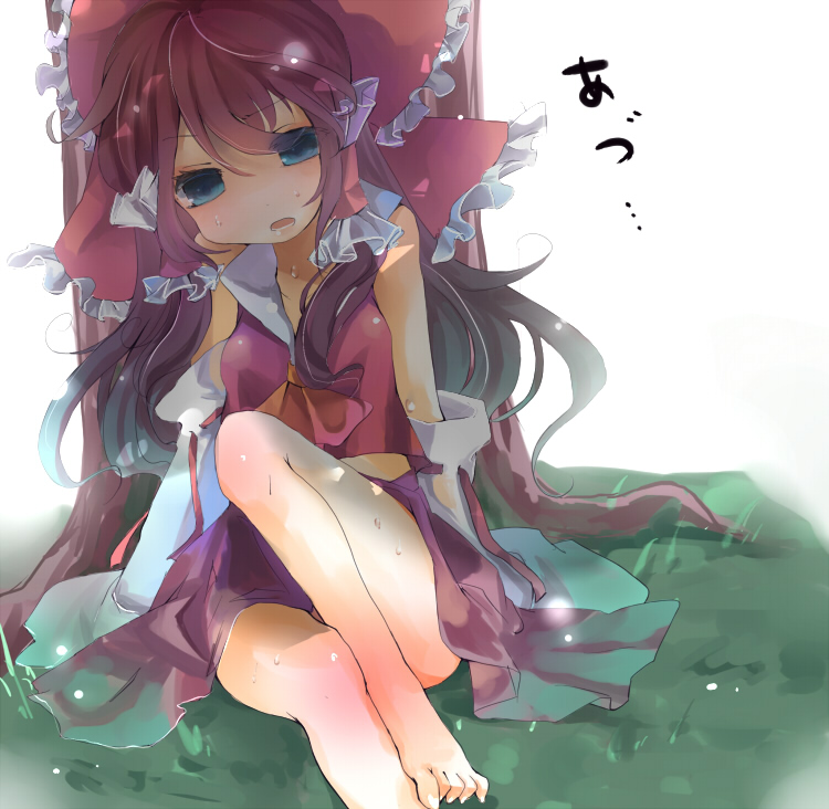 barefoot black_hair blue_eyes bow brown_hair detached_sleeves gradient_hair hair_bow hakurei_reimu hot kedama_(artist) kedama_milk long_hair multicolored_hair open_mouth purple_hair ribbon sitting sweat toe_scrunch touhou tree