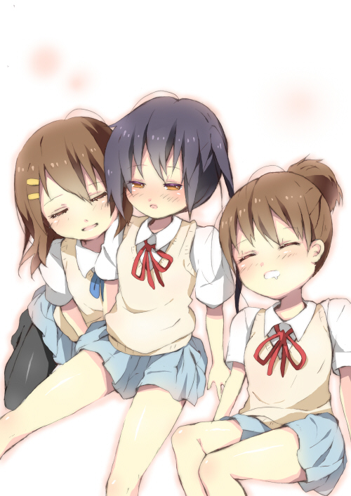 brown_eyes brown_hair hirasawa_ui hirasawa_yui k-on! long_hair migu_(migu_room) nakano_azusa pantyhose ponytail short_hair sleeping twintails