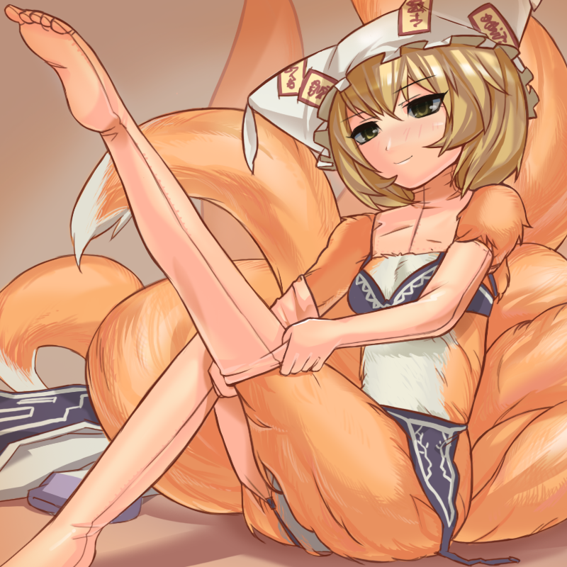 animegao blonde_hair cosplay costume dachaku feet fox_tail furry hat kigurumi mask multiple_tails short_hair solo tail thighhighs touhou what yakumo_ran yellow_eyes