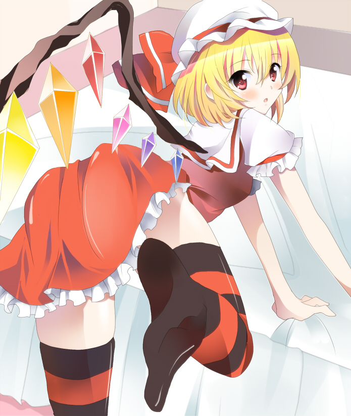 bad_id blonde_hair feet flandre_scarlet red_eyes short_hair side_ponytail solo striped striped_legwear striped_thighhighs the_embodiment_of_scarlet_devil thigh-highs thighhighs touhou yuika_(yurika712) yurichi